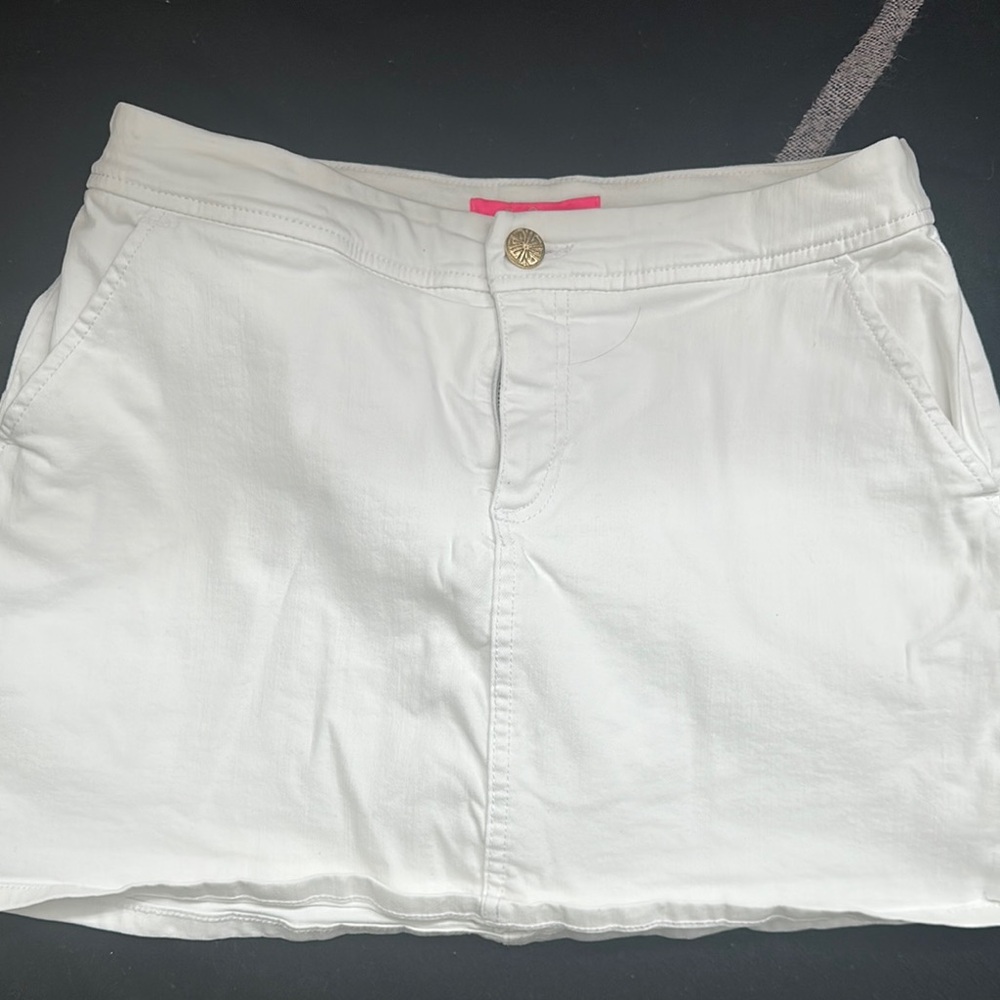 Lilly Pulitzer White Skirt with Gold Button